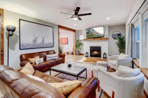 New Luxury Townhome 1 I Hot Tub I Views I Best Price I FREE Adventures Daily